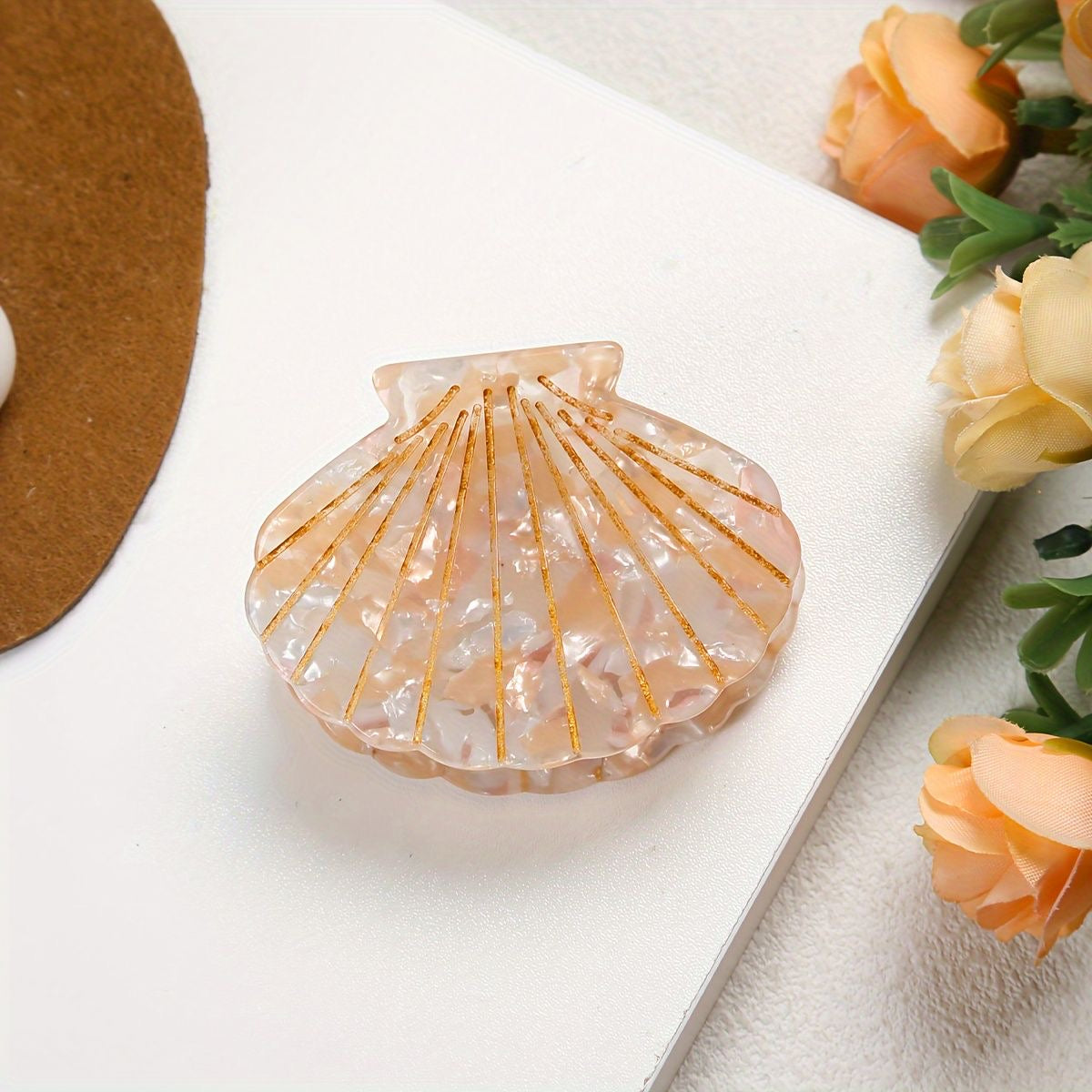 Seashell hair clip