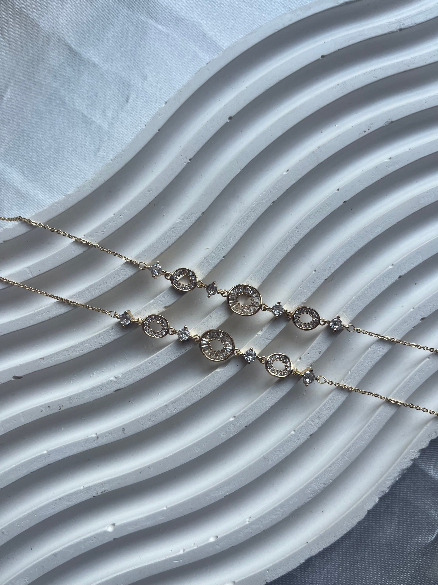 Lustra Bracelet